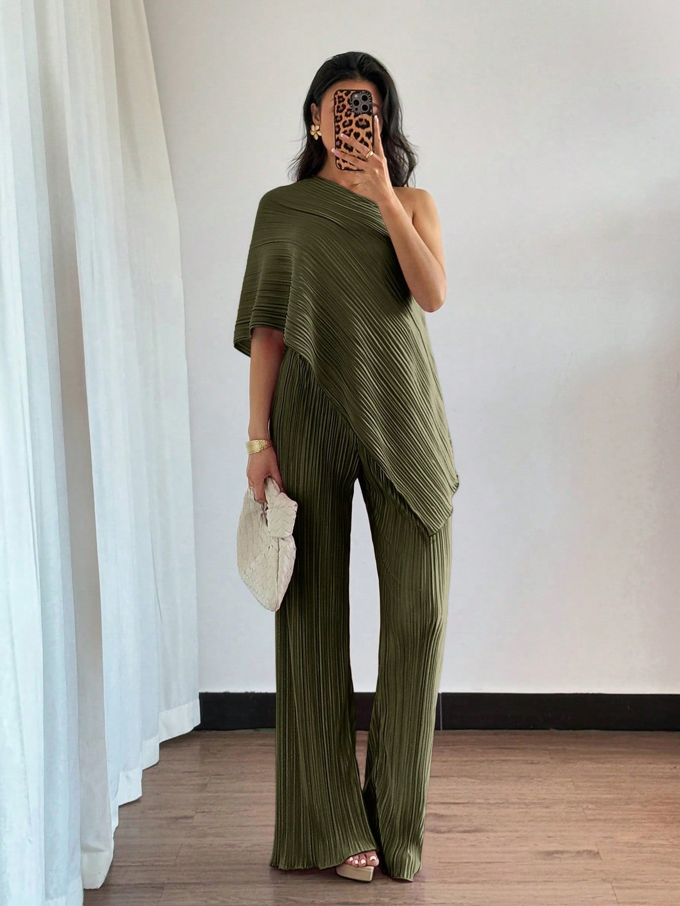 Olive Muse Set.